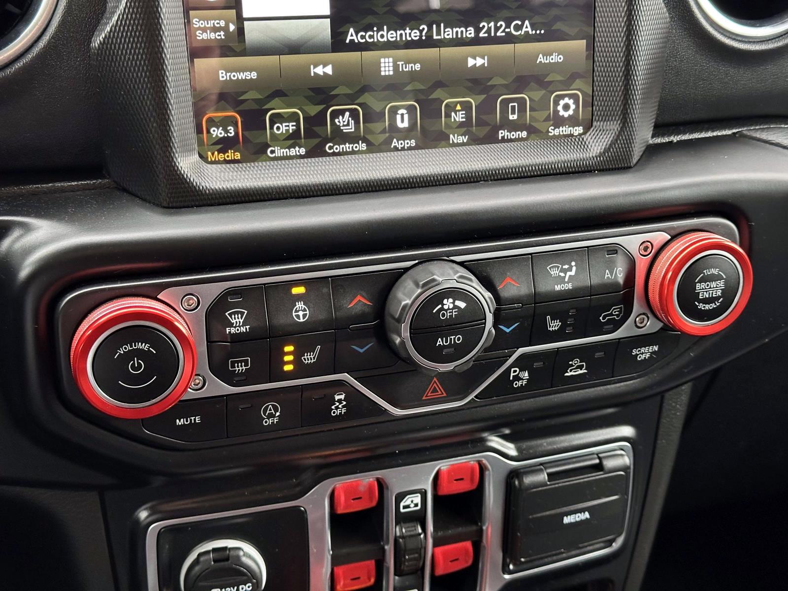 Used 2022 Black Clearcoat Jeep Unlimited Sahara 4x4 image 28