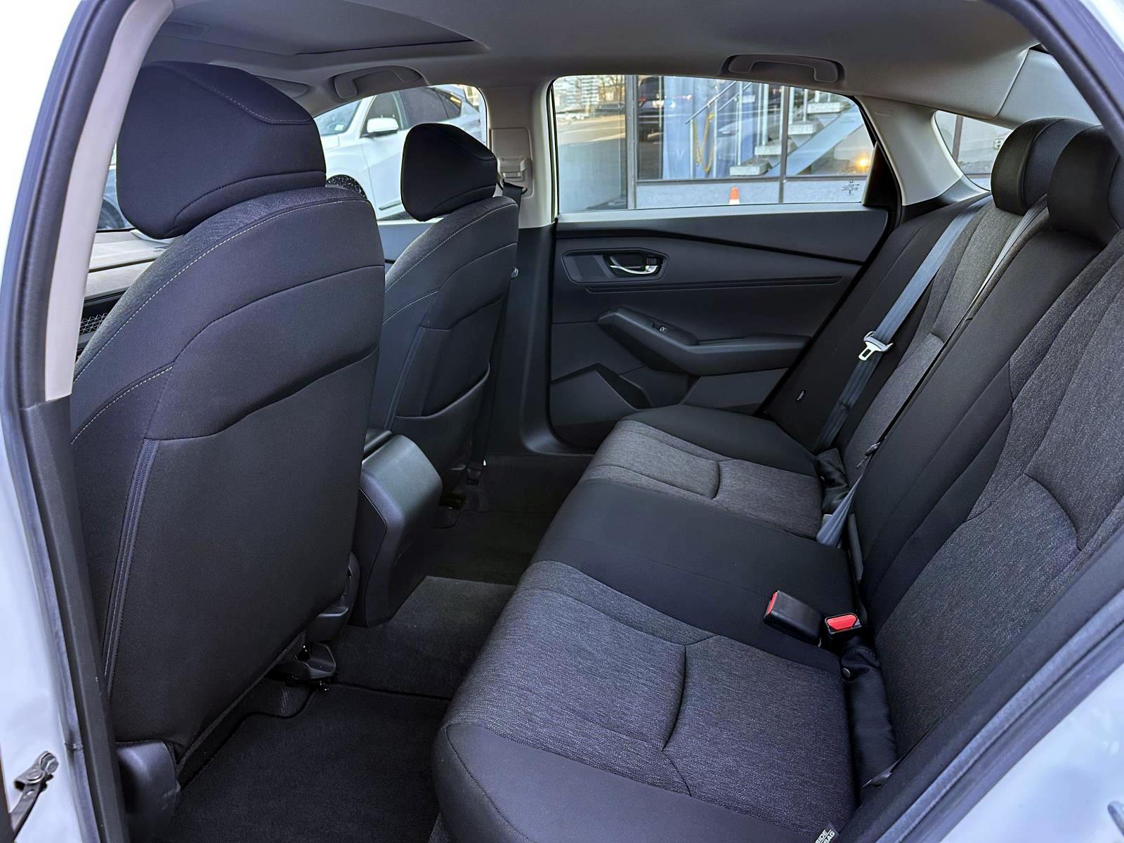 Used 2023 White Honda EX CVT image 8