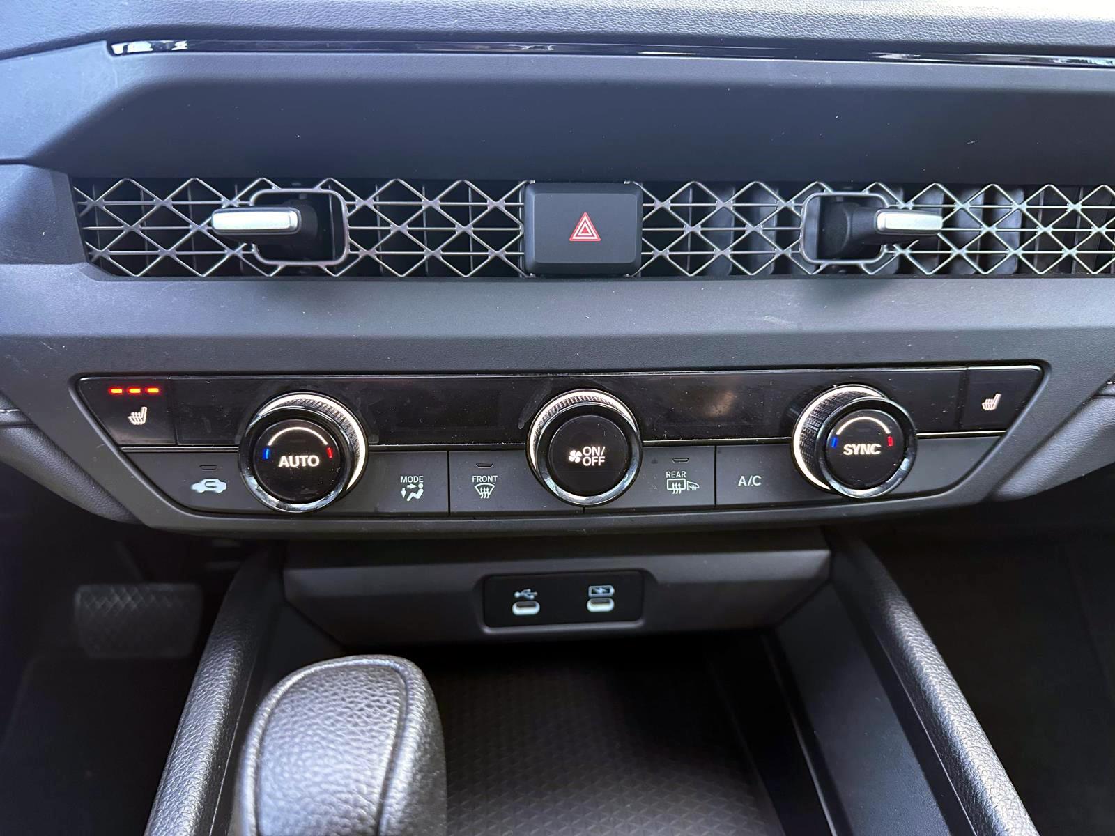 Used 2023 White Honda EX CVT image 28