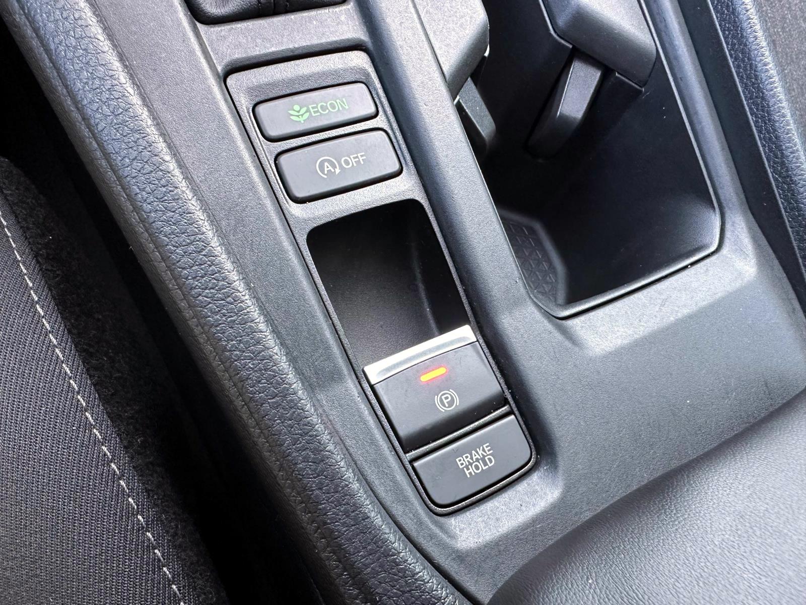 Used 2023 White Honda EX CVT image 31