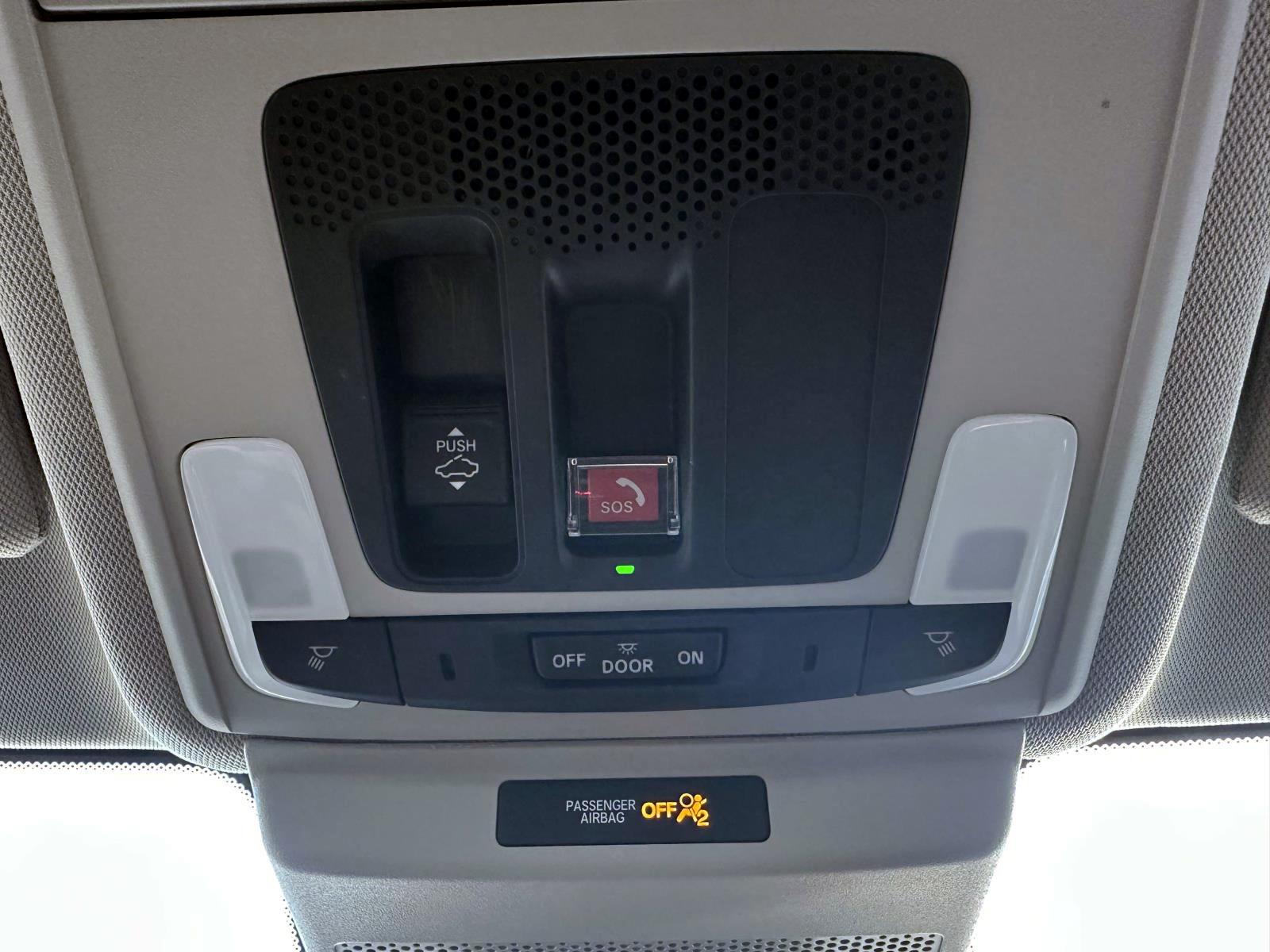 Used 2023 White Honda EX CVT image 32