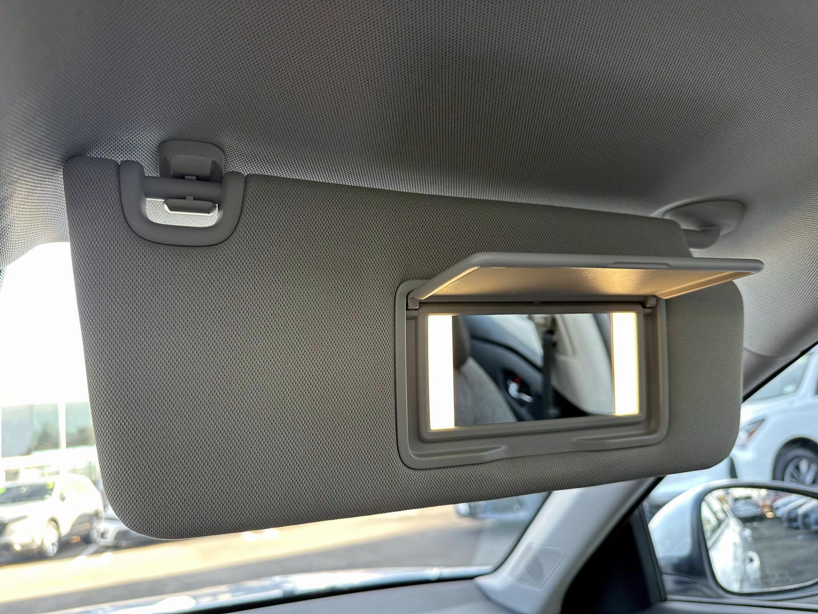 Used 2023 White Honda EX CVT image 33