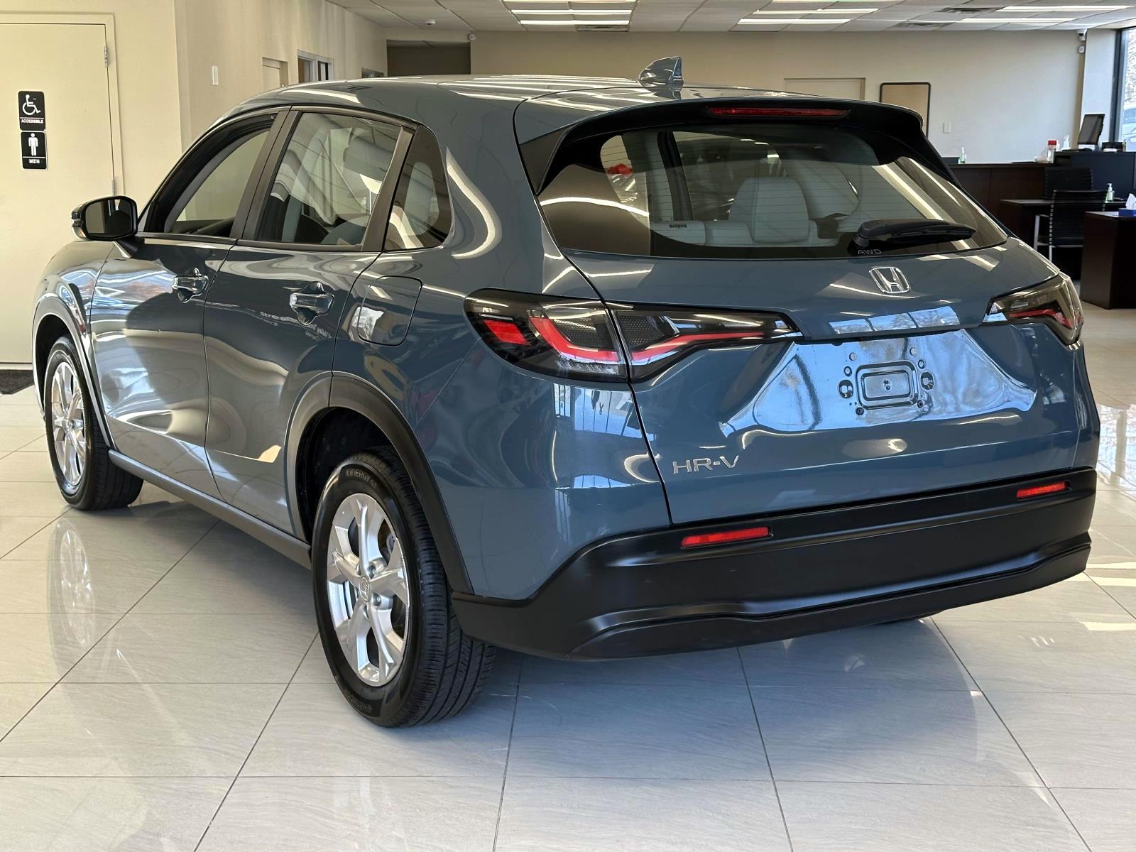 Used 2023 Nordic Forest Pearl Honda LX AWD CVT image 7