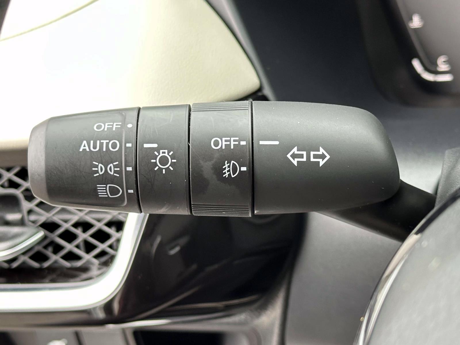 Certified Used 2025 White Acura AWD w/A-Spec Package image 24