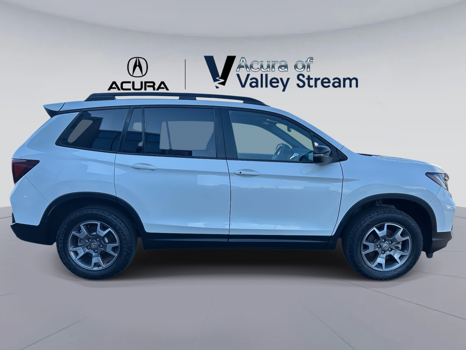 Used 2023 White Honda TrailSport AWD image 4