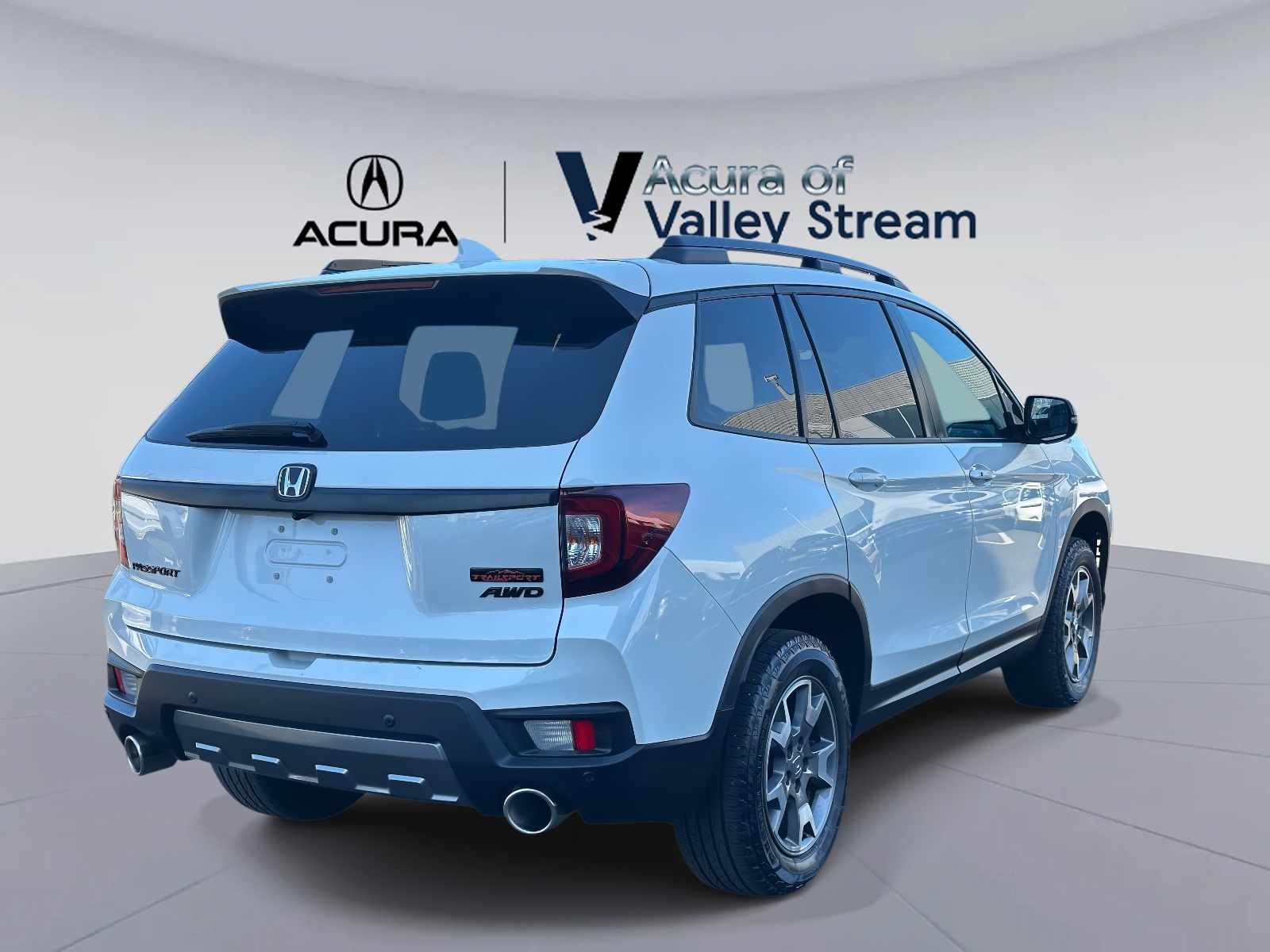 Used 2023 White Honda TrailSport AWD image 5