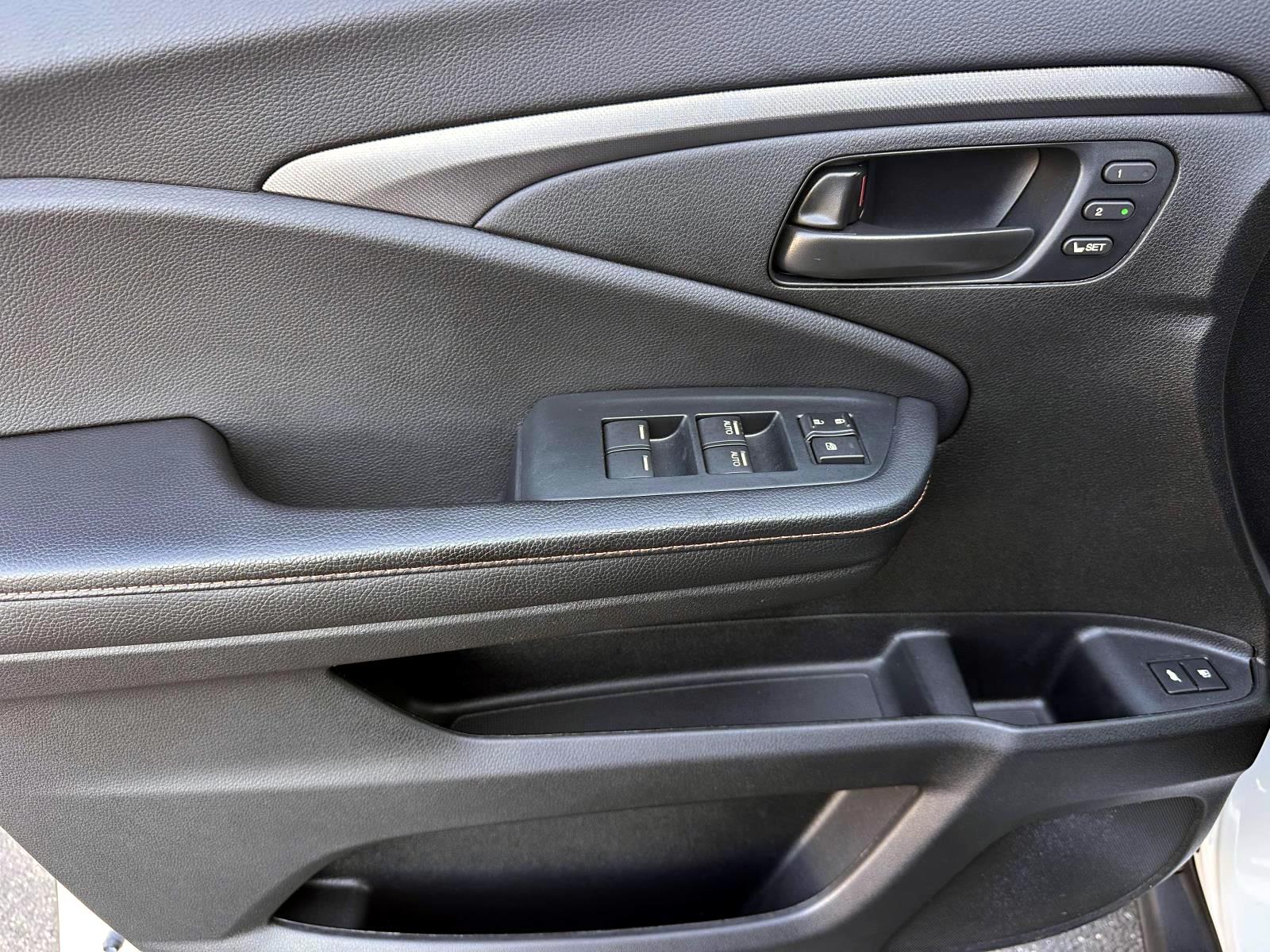 Used 2023 White Honda TrailSport AWD image 15