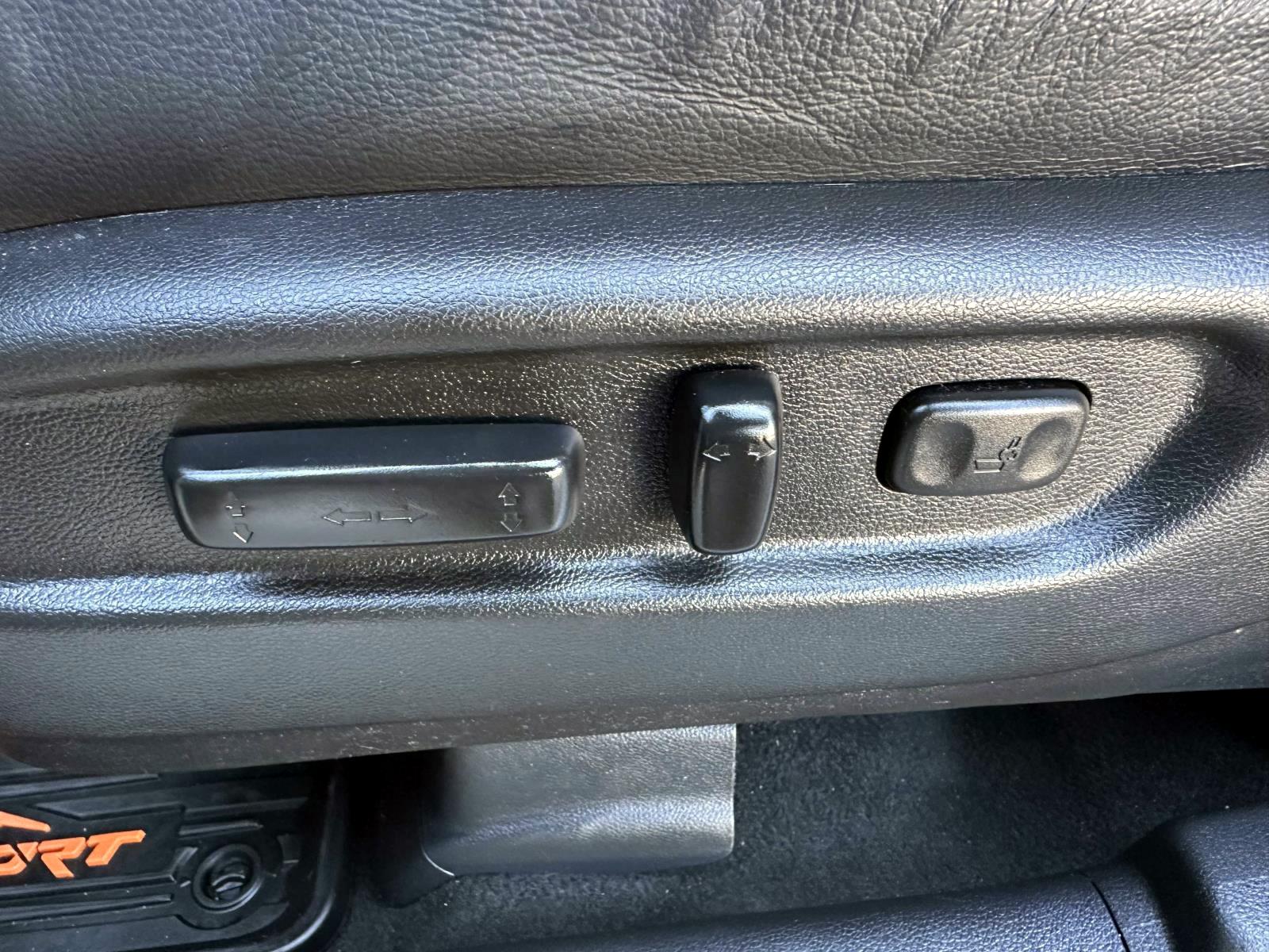 Used 2023 White Honda TrailSport AWD image 17