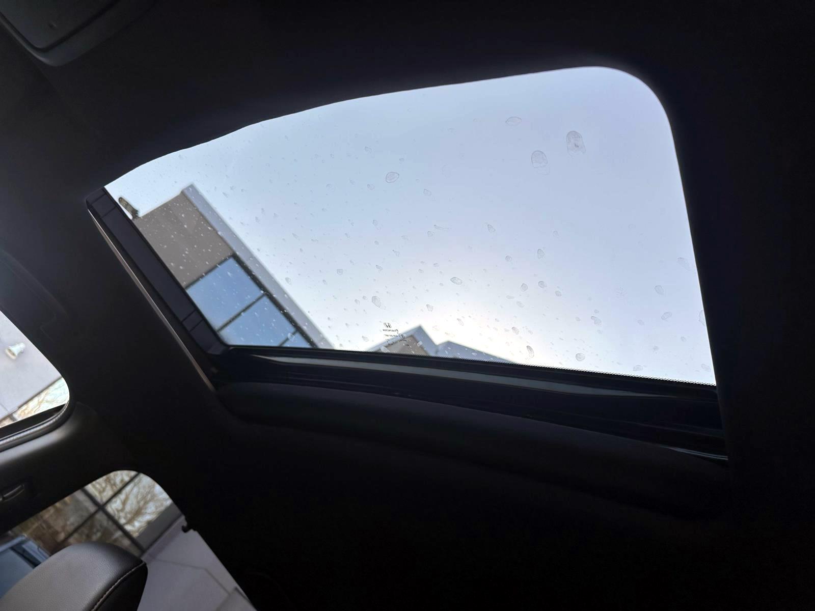 Used 2023 White Honda TrailSport AWD image 19