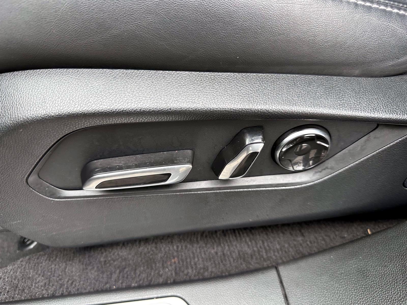 Certified Used 2022 Gray Acura FWD w/Technology Package image 17