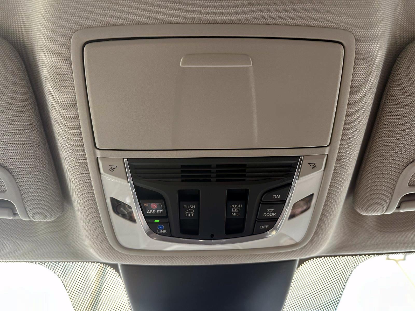 Certified Used 2022 Black Pear Acura SH-AWD w/Technology Package image 33