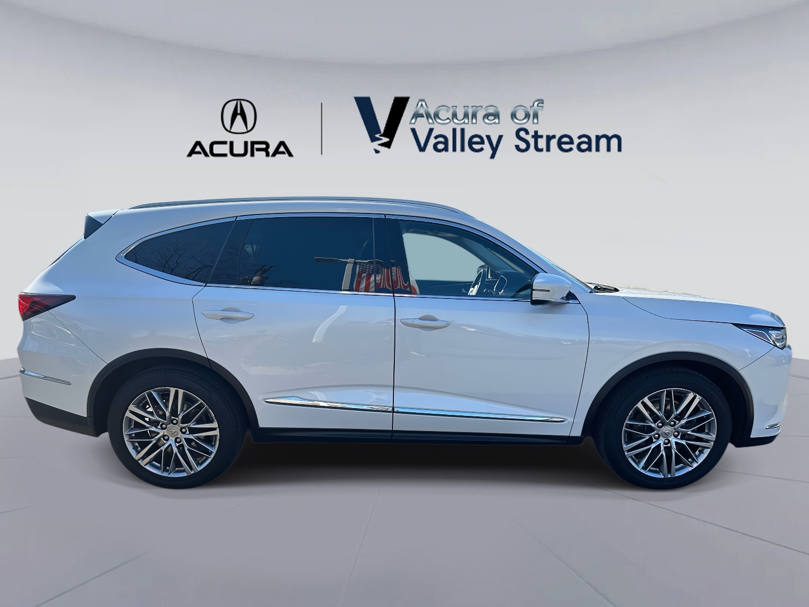 Certified Used 2023 White Acura SH-AWD w/Advance Package image 4