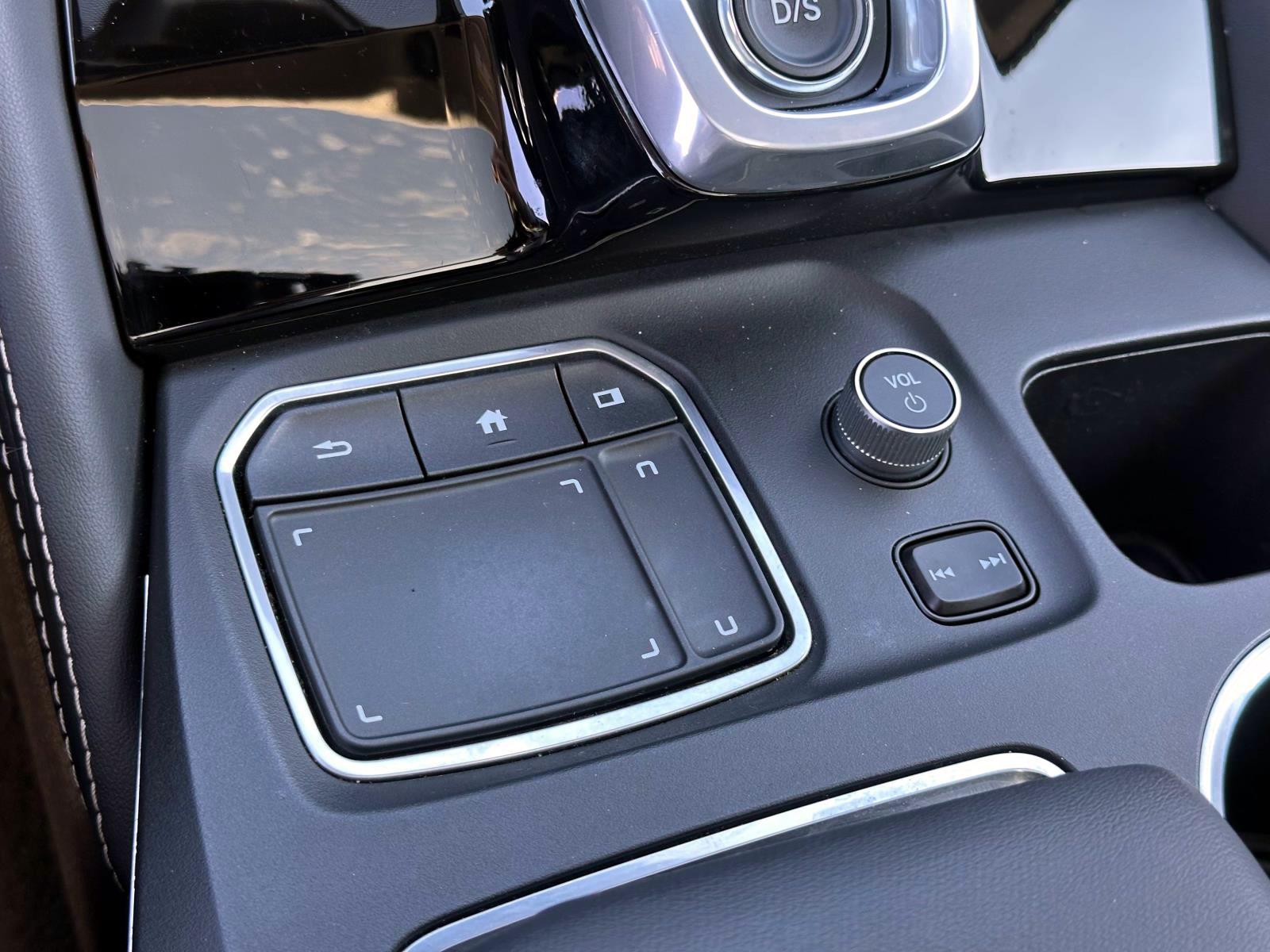 Certified Used 2023 White Acura SH-AWD w/Advance Package image 35