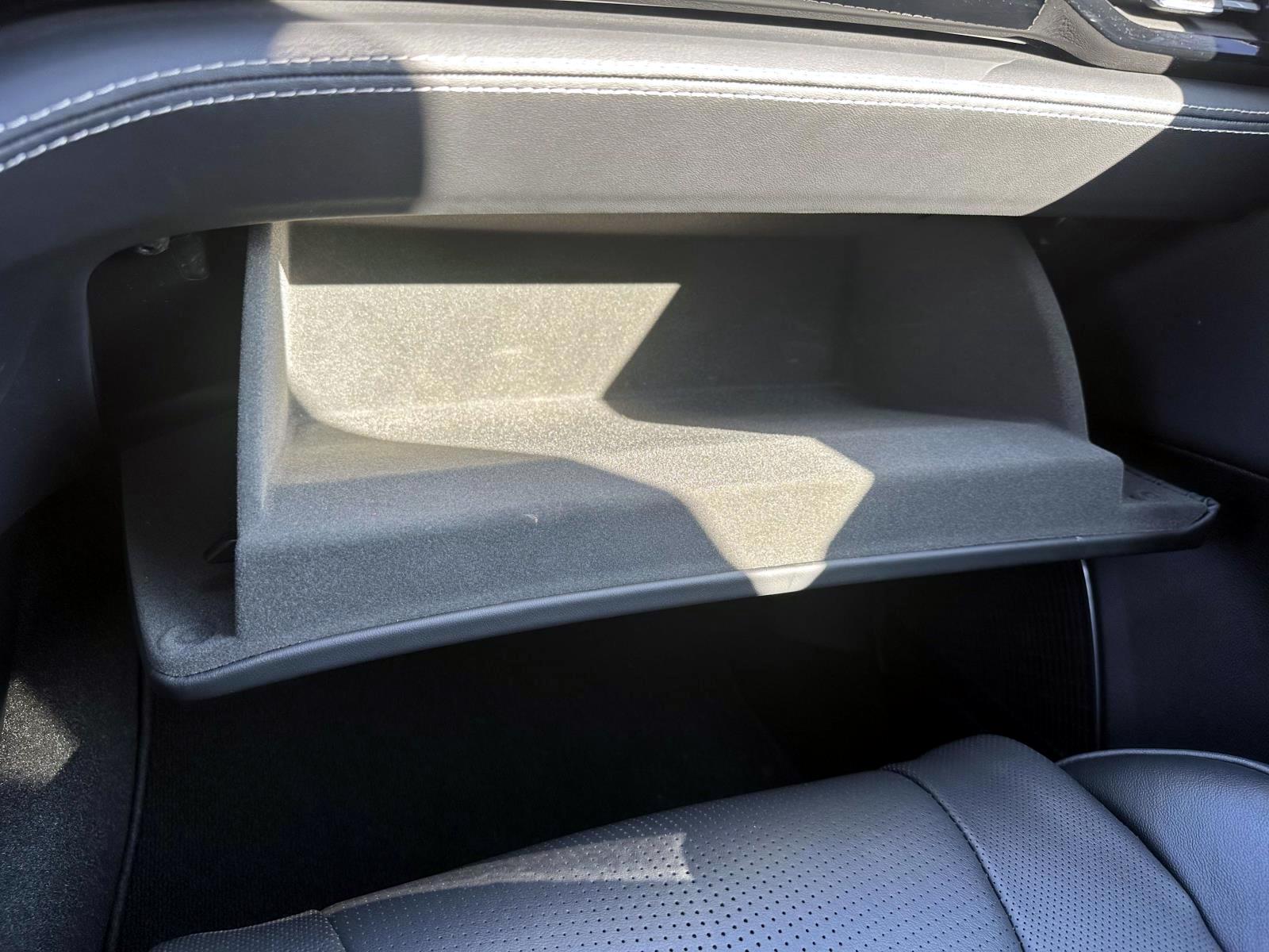 Certified Used 2023 White Acura SH-AWD w/Advance Package image 39