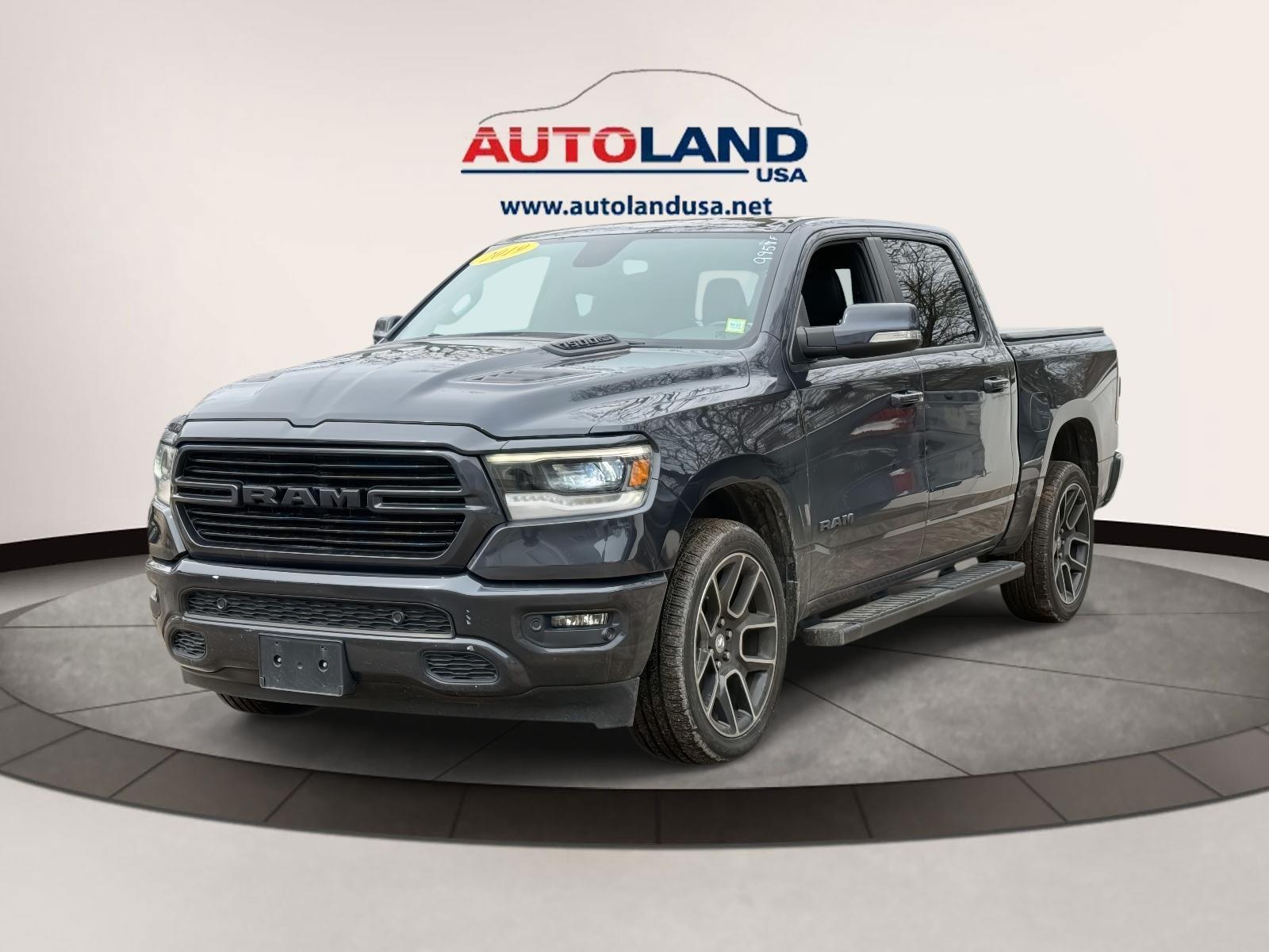 2019 RAM 1500 Sport Crew Cab 4WD