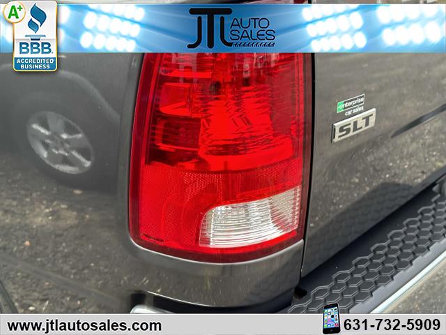 2017 RAM 1500 SLT 4x4 Quad Cab 6'4