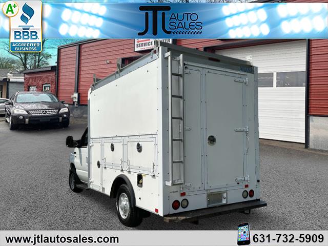 2013 Ford Econoline Commercial Cutaway E-350 Super Duty 138