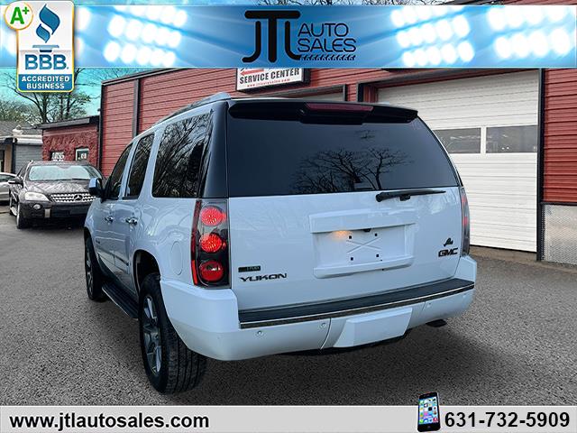 2012 GMC Yukon Denali photo