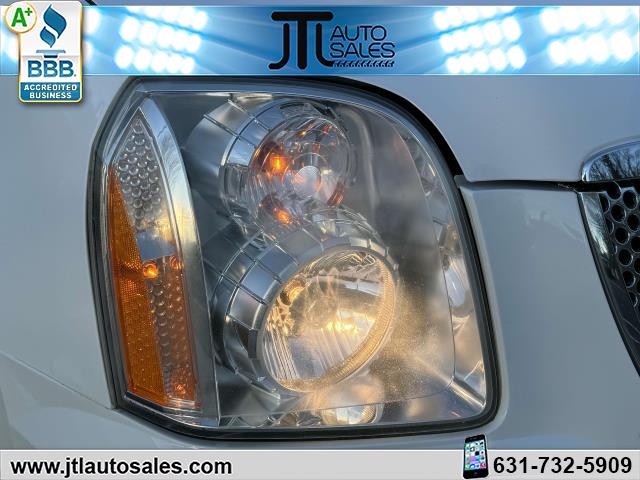 2012 GMC Yukon Denali photo