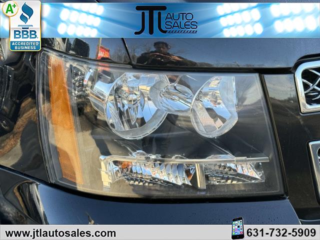 2013 Chevrolet Tahoe LTZ photo