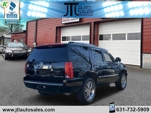 2011 Cadillac Escalade photo