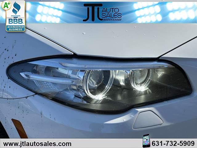 2016 BMW 5-Series 4dr Sdn 535i xDrive AWD photo