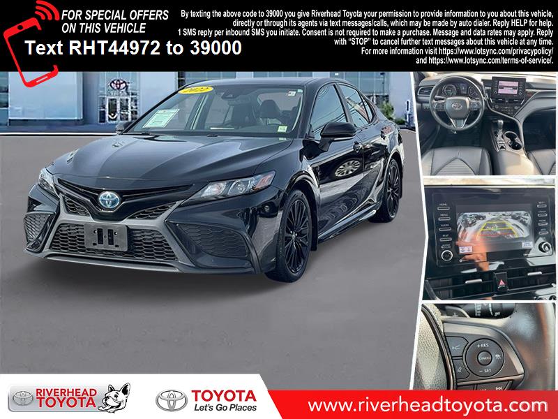 2022 Toyota Camry SE