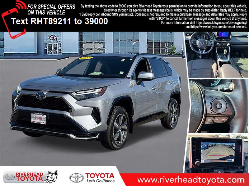 2024 Toyota RAV4 SE's photo