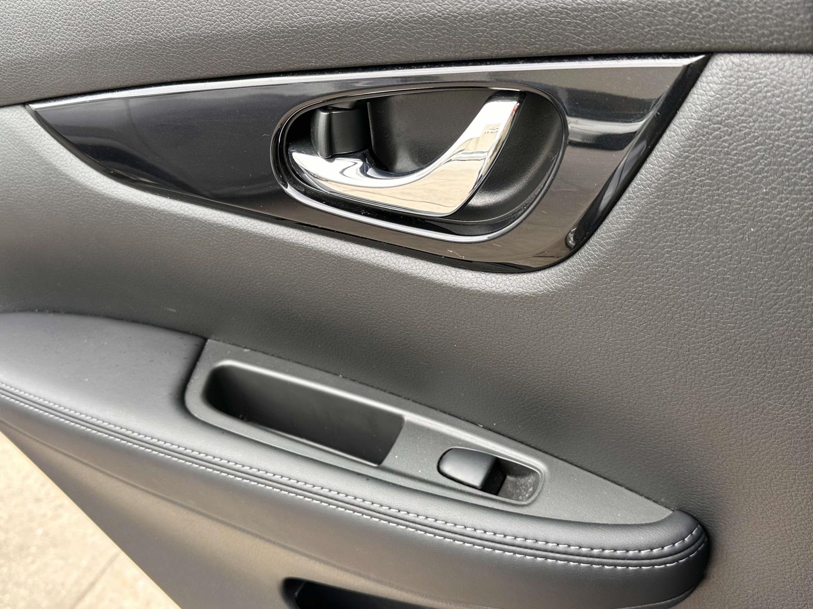 used 2020 Nissan Rogue Sport car, priced at $17,995