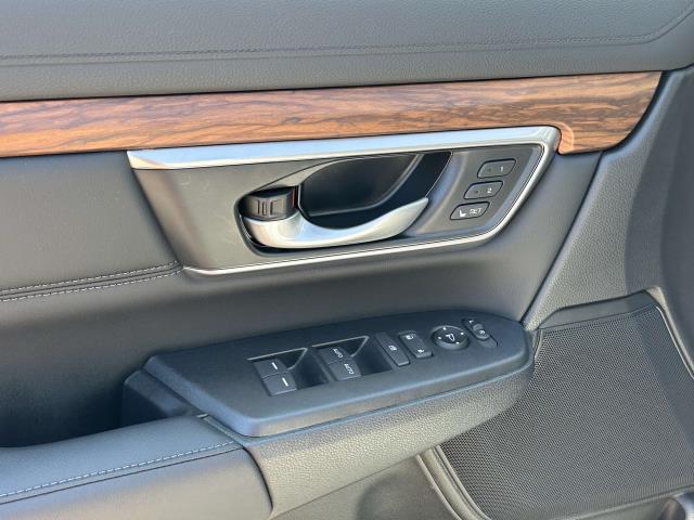 used 2022 Honda CR-V car, priced at $30,995