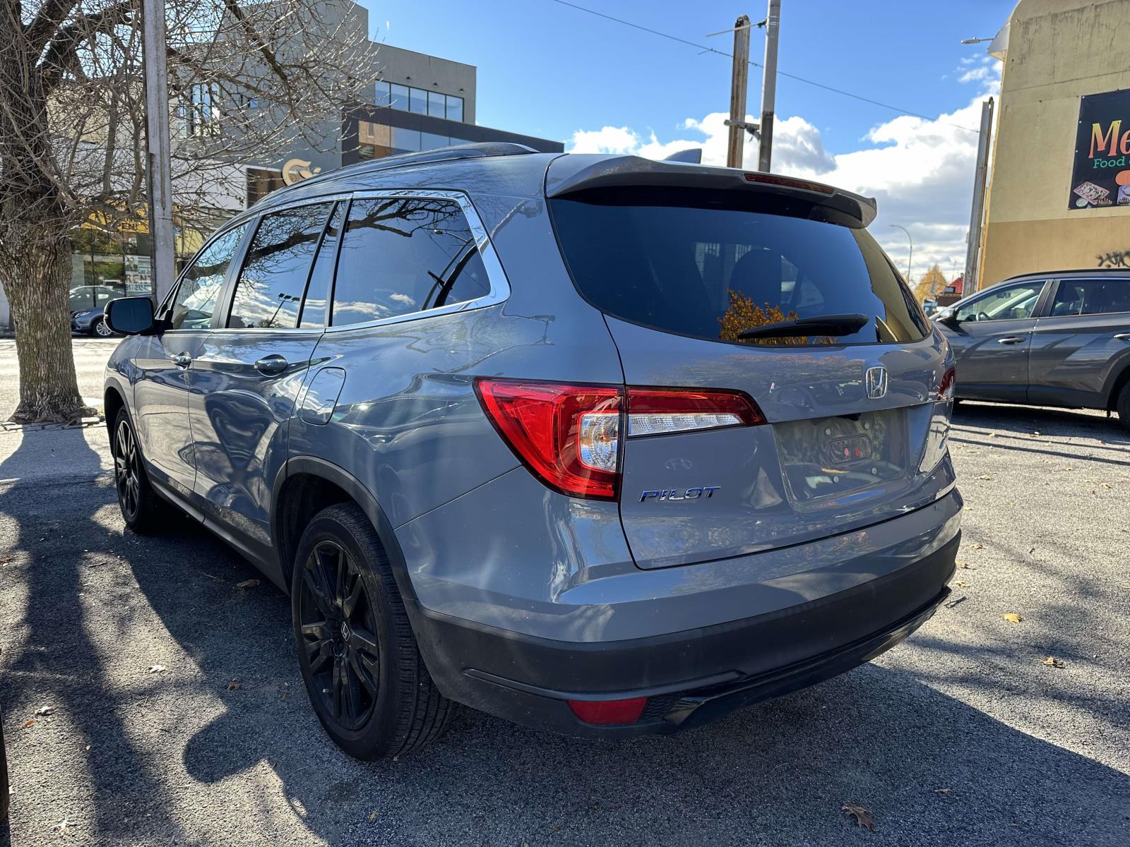 used 2022 Honda Pilot car, priced at $31,995