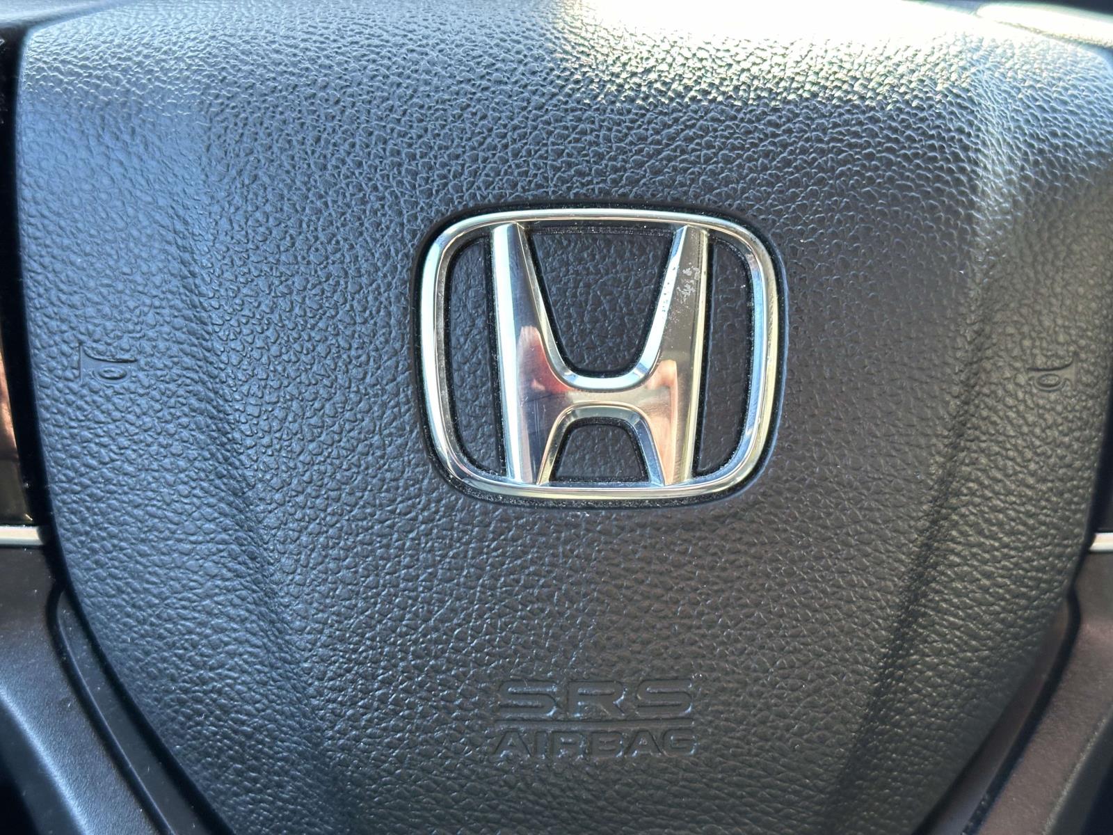 used 2022 Honda Pilot car, priced at $31,995