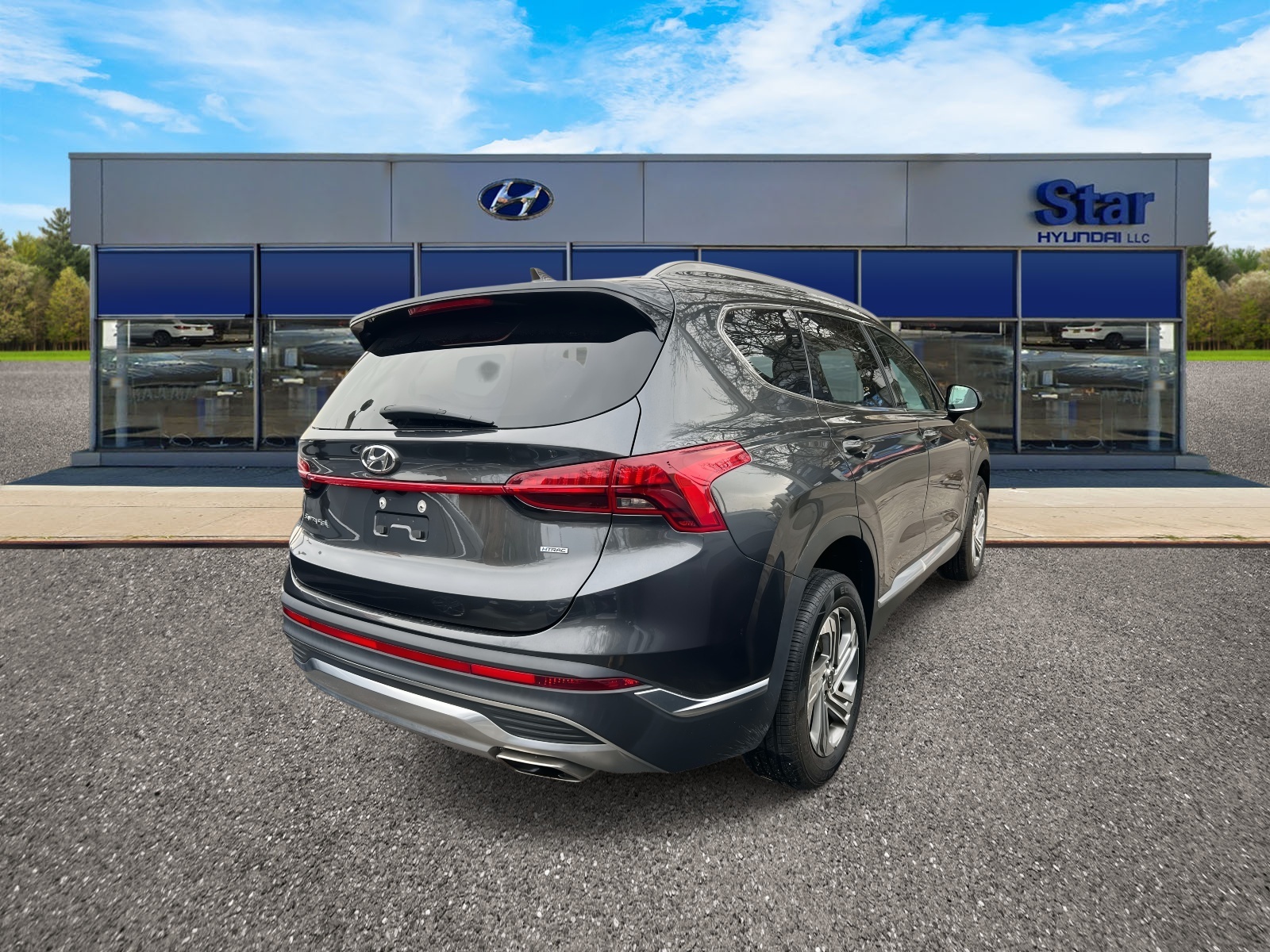 used 2022 Hyundai Santa Fe car, priced at $22,995