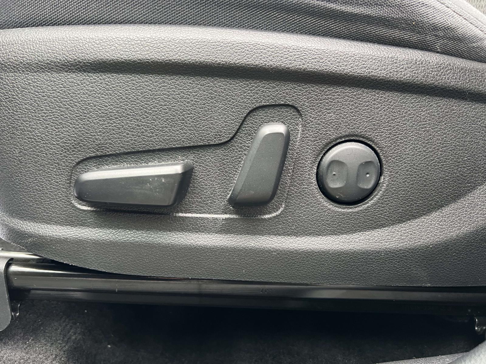 used 2022 Hyundai Santa Fe car, priced at $22,995