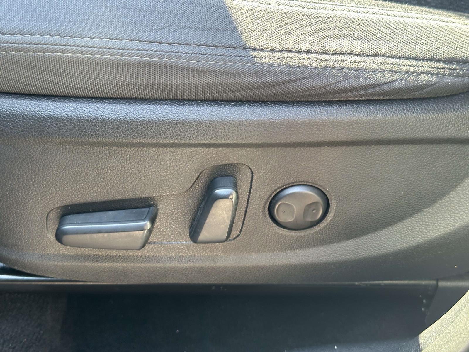 used 2022 Hyundai Santa Fe car, priced at $21,499