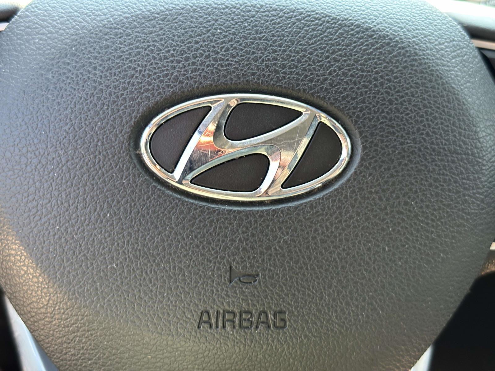 used 2022 Hyundai Santa Fe car, priced at $21,499