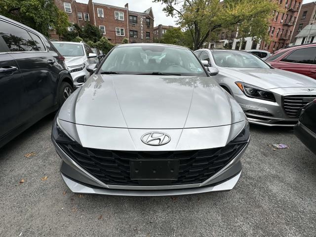 used 2022 Hyundai Elantra car, priced at $19,995