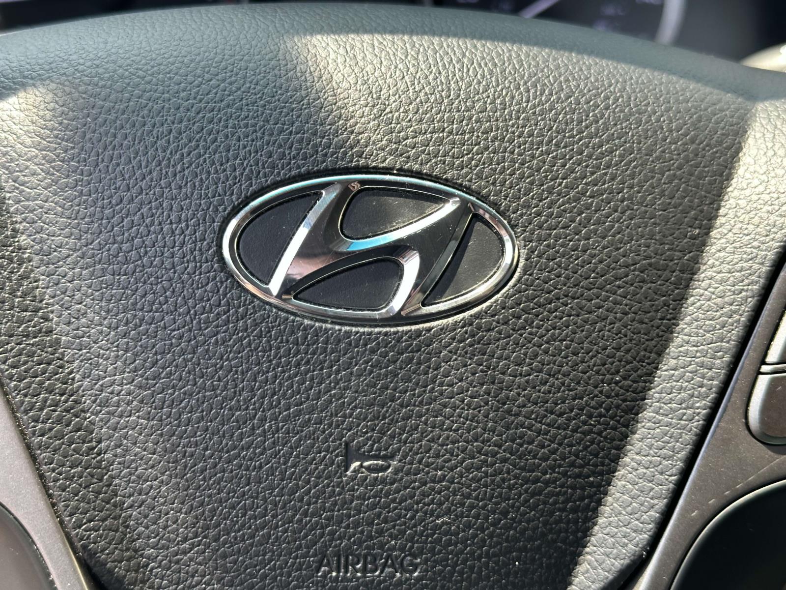 used 2018 Hyundai Santa Fe Sport car