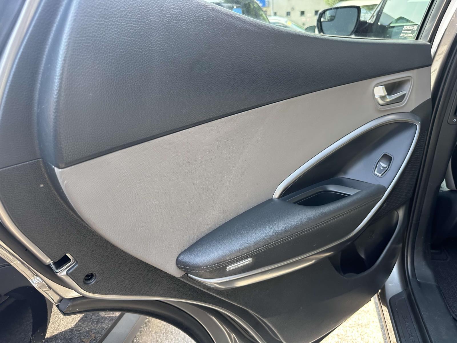 used 2018 Hyundai Santa Fe Sport car