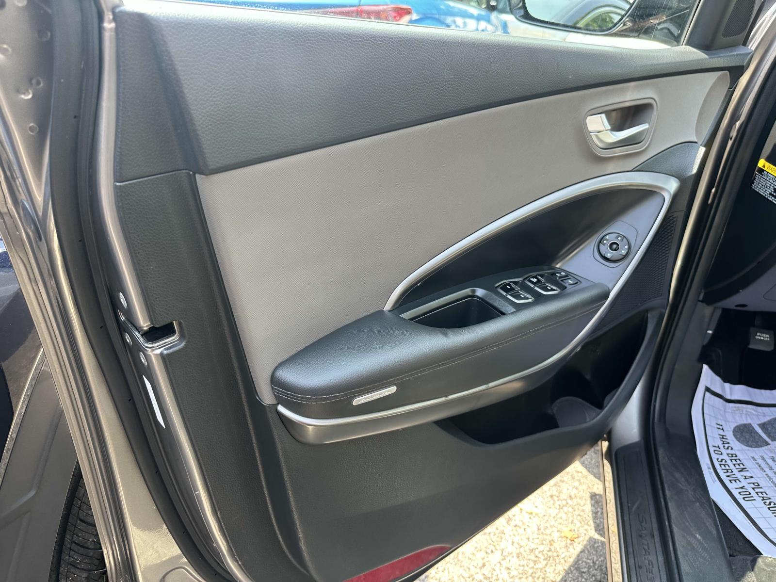 used 2018 Hyundai Santa Fe Sport car