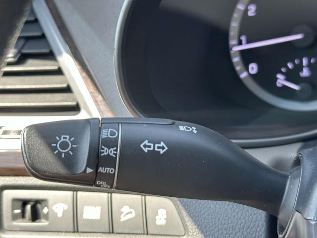 used 2018 Hyundai Santa Fe car, priced at $17,995