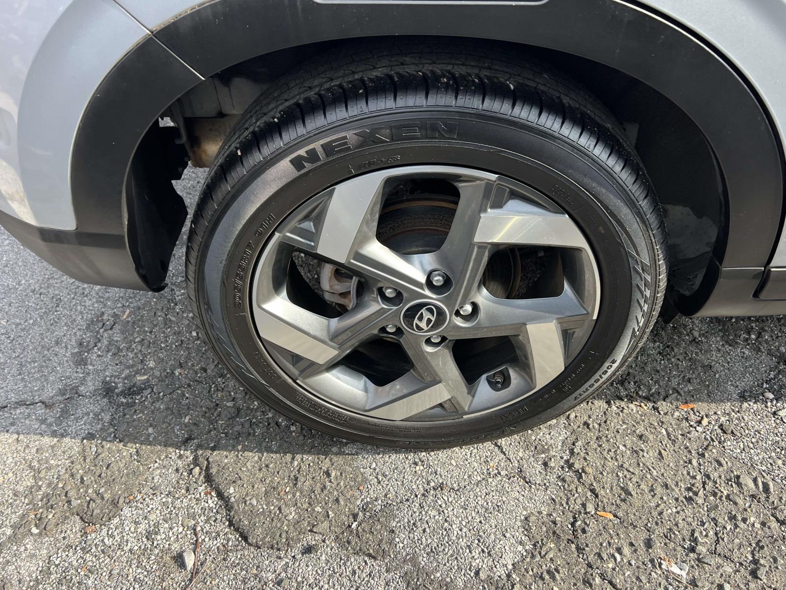 used 2022 Hyundai Venue car, priced at $17,995