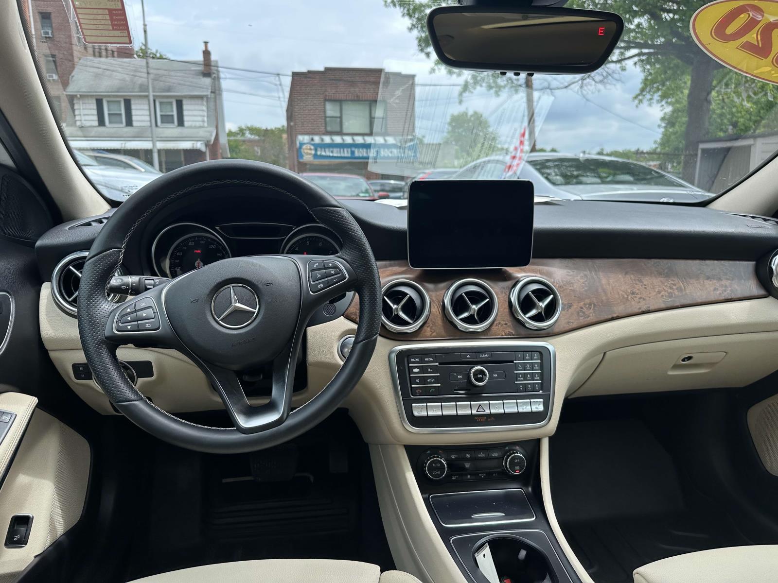 used 2020 Mercedes-Benz GLA car