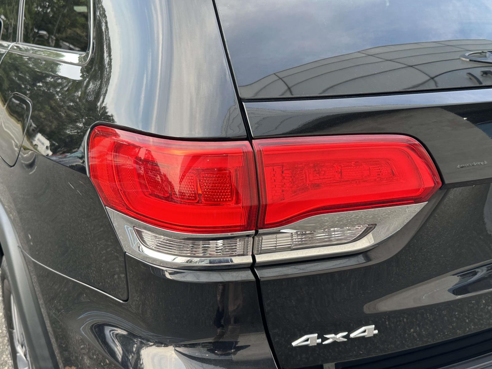 used 2019 Jeep Grand Cherokee car, priced at $18,278