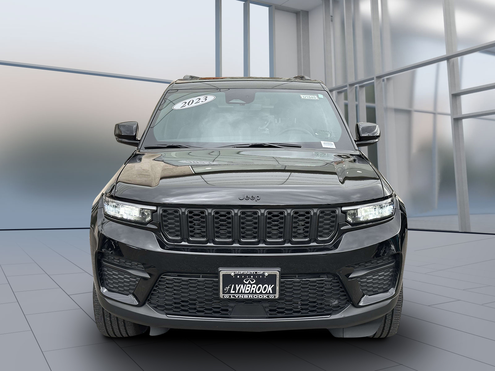 used 2023 Jeep Grand Cherokee car, priced at $33,095