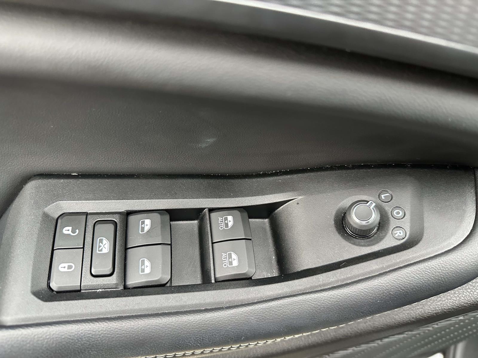 used 2023 Jeep Grand Cherokee car, priced at $33,095