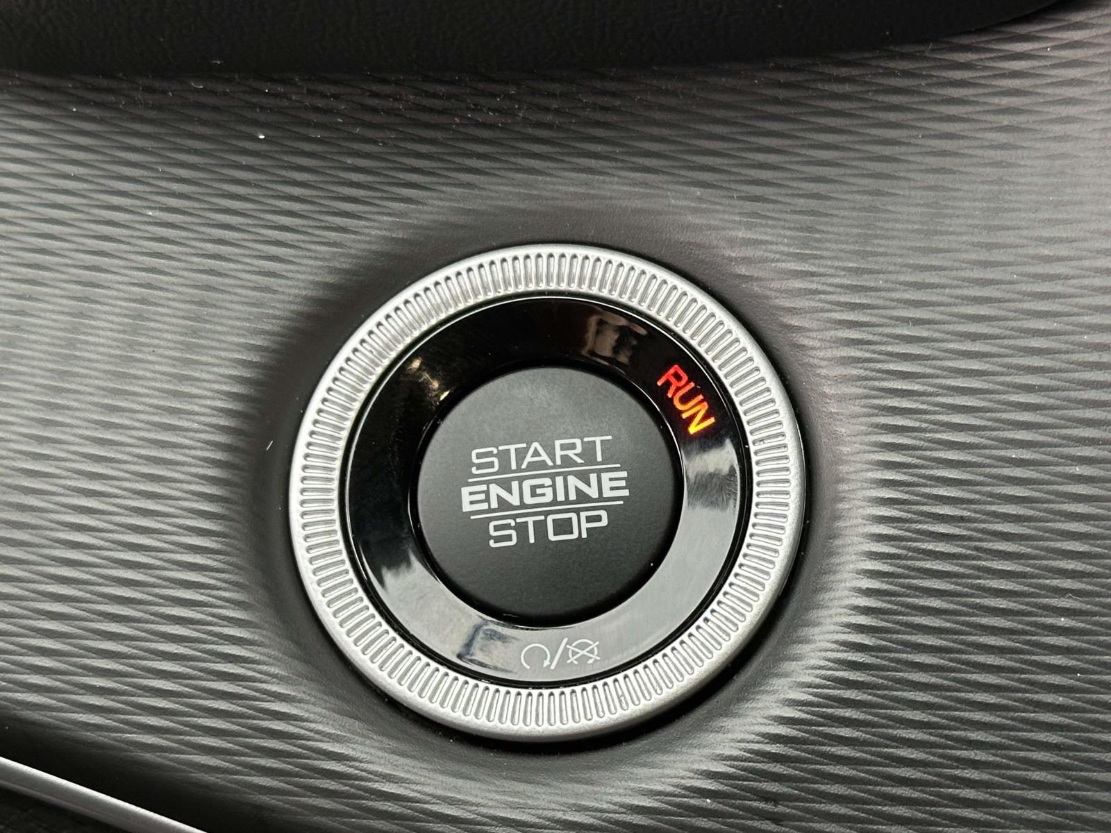 used 2023 Jeep Grand Cherokee car, priced at $33,095