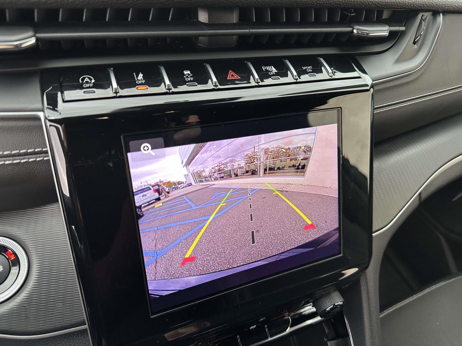 used 2023 Jeep Grand Cherokee car, priced at $33,095