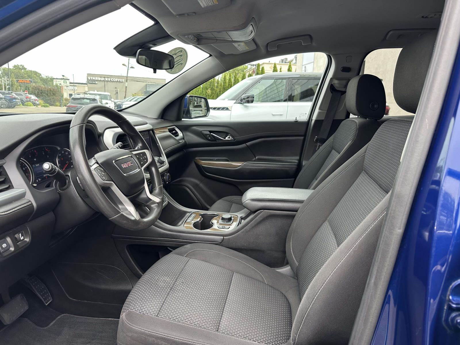 used 2023 GMC Acadia car, priced at $29,017