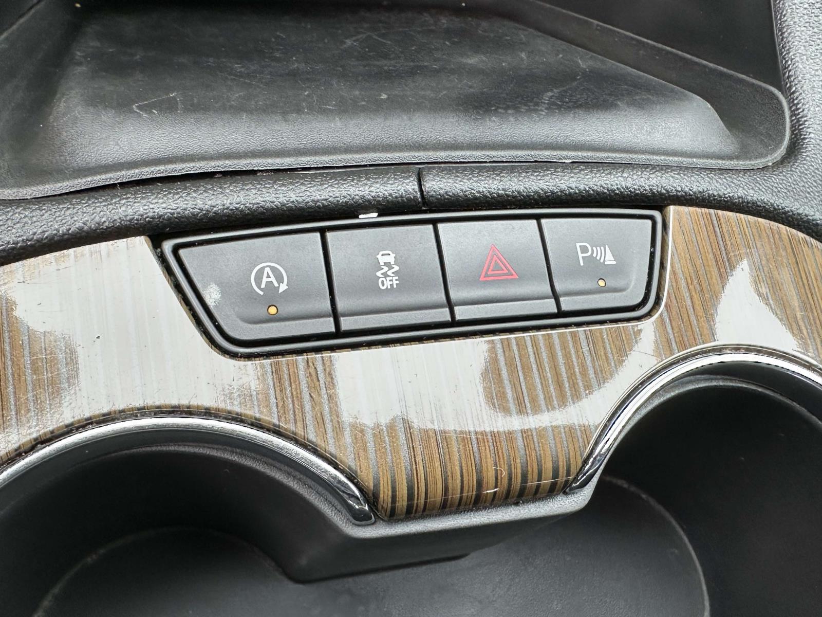 used 2023 GMC Acadia car, priced at $29,017